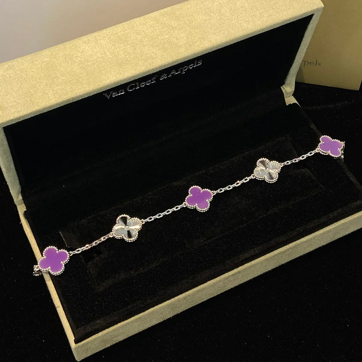 [AuraEcho] CLOVER 5 MOTIF VIOLET BRACELET COLLECTION