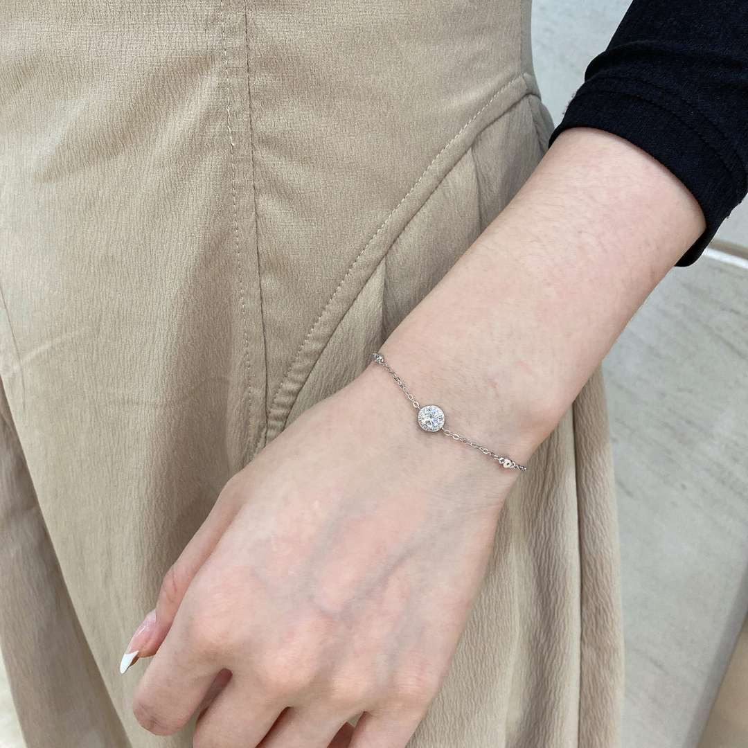 [AuraEcho]Dazzling Round Cut Shape Bracelet