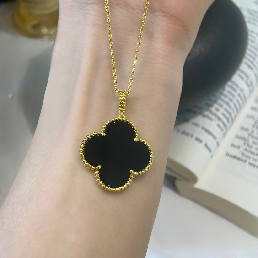 [AuraEcho]CLOVER 25MM NECKLACE GOLD ONYX