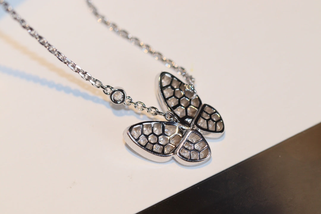 [AuraEcho]BUTTERFLY DIAMOND NECKLACE
