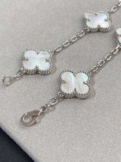 [AuraEcho]CLOVER WHITE PEARL MOP 5 MOTIF BRACELET COLLECTION