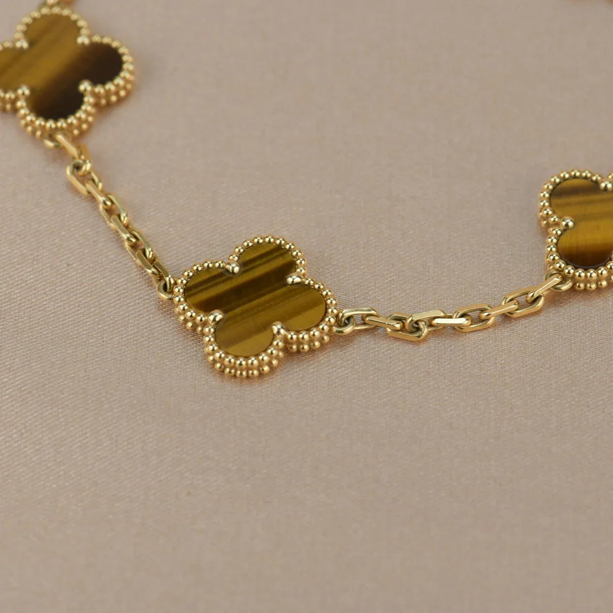 [AuraEcho] CLOVER 5 MOTIFS TIGER EYE BRACELET COLLECTION