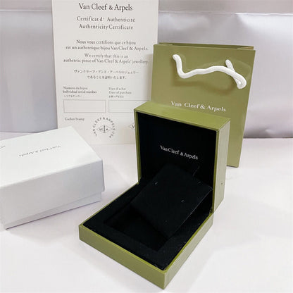 [AuraEcho] VA CLOVER BOX GIFT BAG